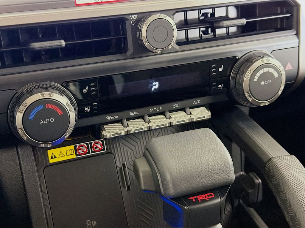 New 2026 Toyota 4Runner TRD Off-Road Premium AWD/4WD image 16