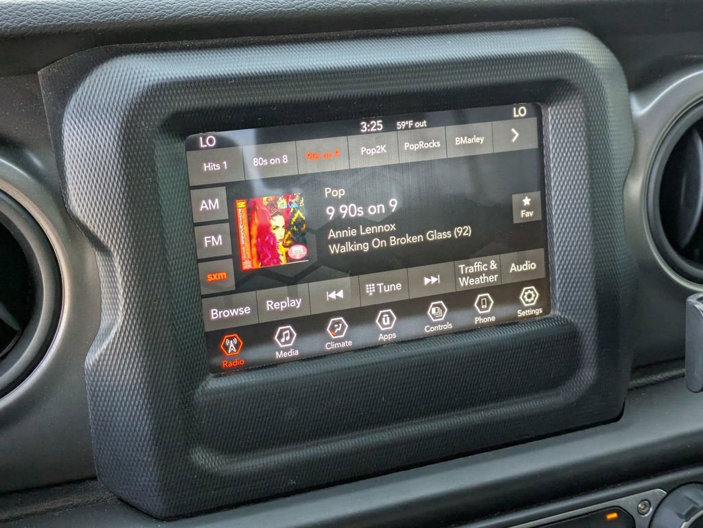 Used 2021 Jeep Gladiator Sport image 22