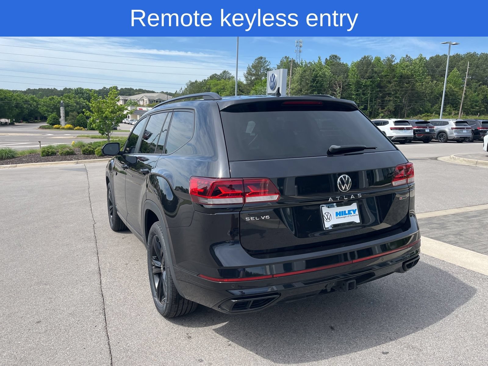 Used 2022 Volkswagen Atlas SEL R-Line AWD/4WD image 8
