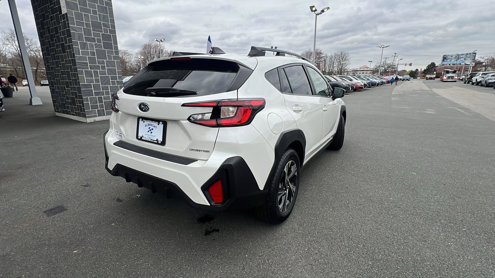 Certified 2025 Subaru Crosstrek 2.0i Premium AWD/4WD image 7