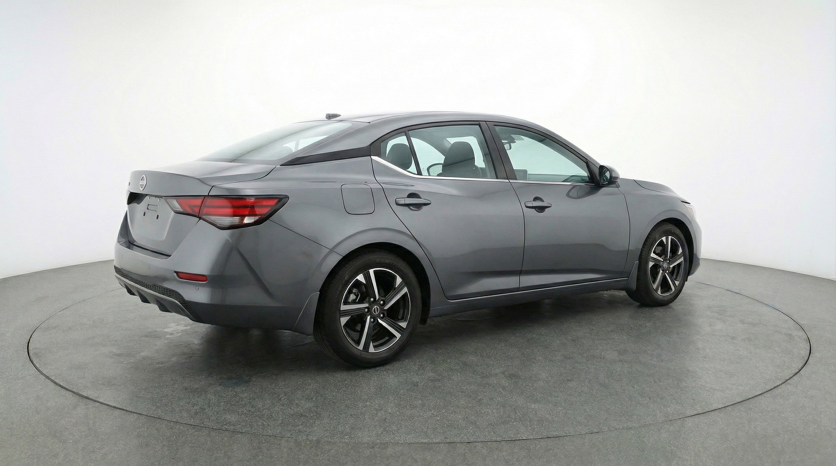 Used 2024 Nissan Sentra SV FWD image 9