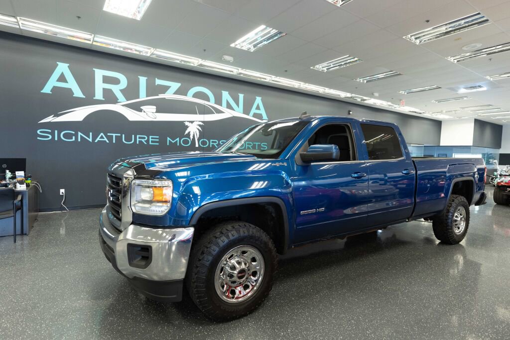 Used 2019 GMC Sierra 2500 SLE image 2