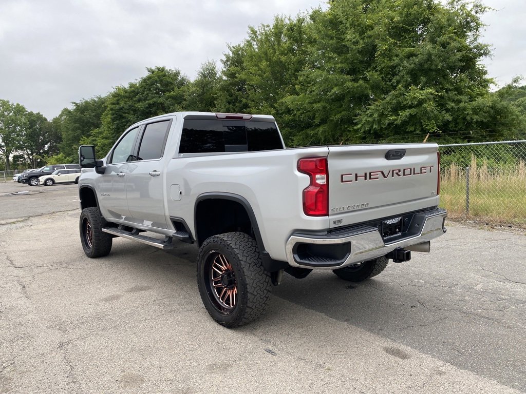 Used 2022 Chevrolet Silverado 2500 LTZ w/ LTZ Convenience Package image 4