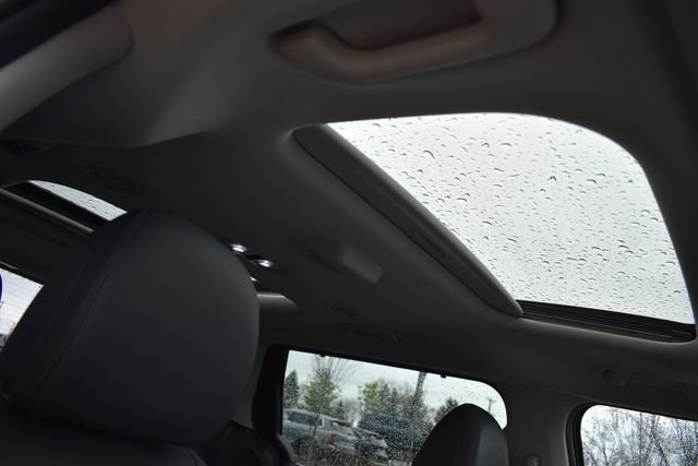 Certified 2025 Kia Carnival SX Prestige image 13