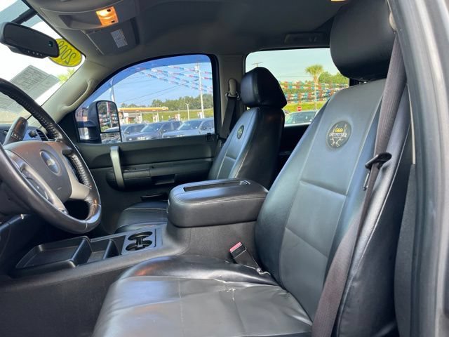 Used 2008 Chevrolet Silverado 3500 4x4 Crew Cab image 7