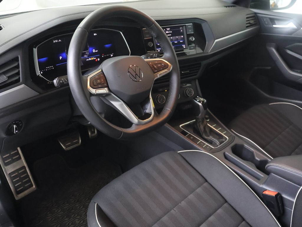 Used 2024 Volkswagen Jetta Sport FWD image 17