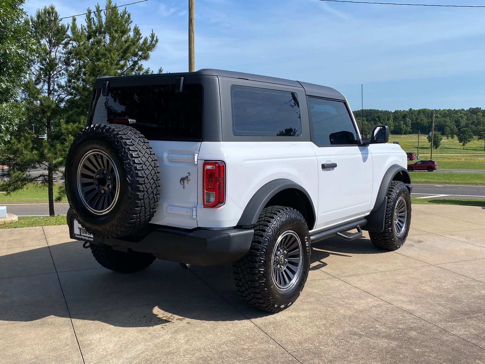 Used 2025 Ford Bronco 2-Door AWD/4WD image 6