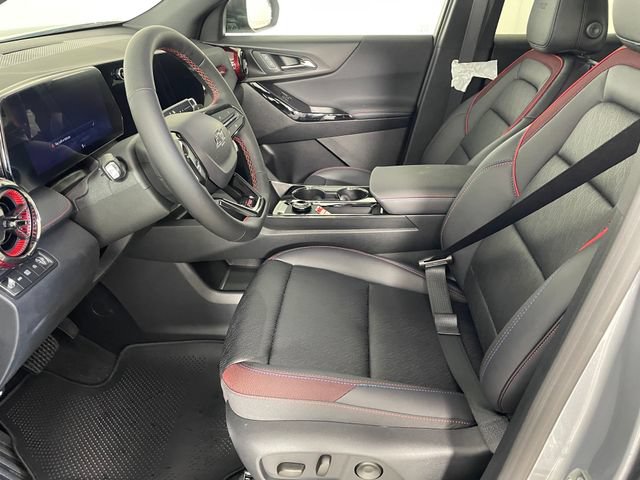 New 2026 Chevrolet Equinox RS w/ Convenience Package III AWD/4WD image 2