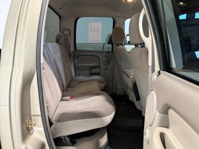 Used 2004 Dodge Ram 2500 Truck SLT image 18