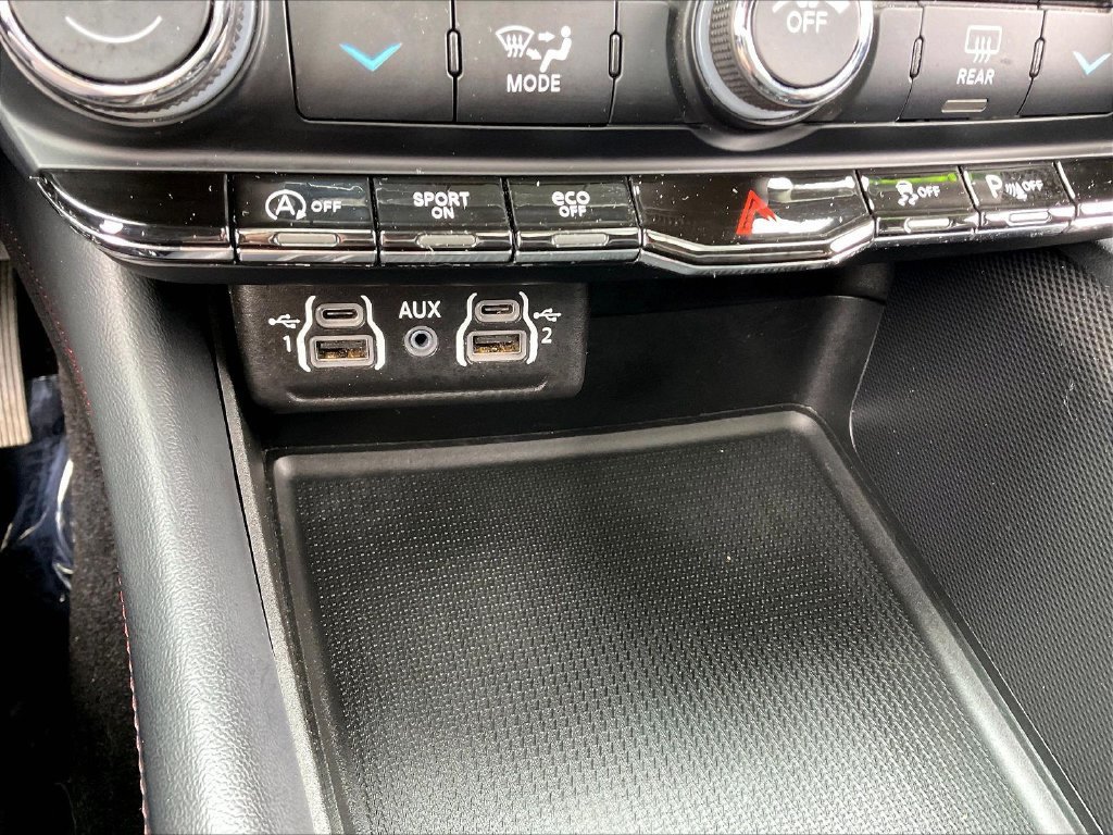 Used 2024 Dodge Durango GT AWD/4WD image 34