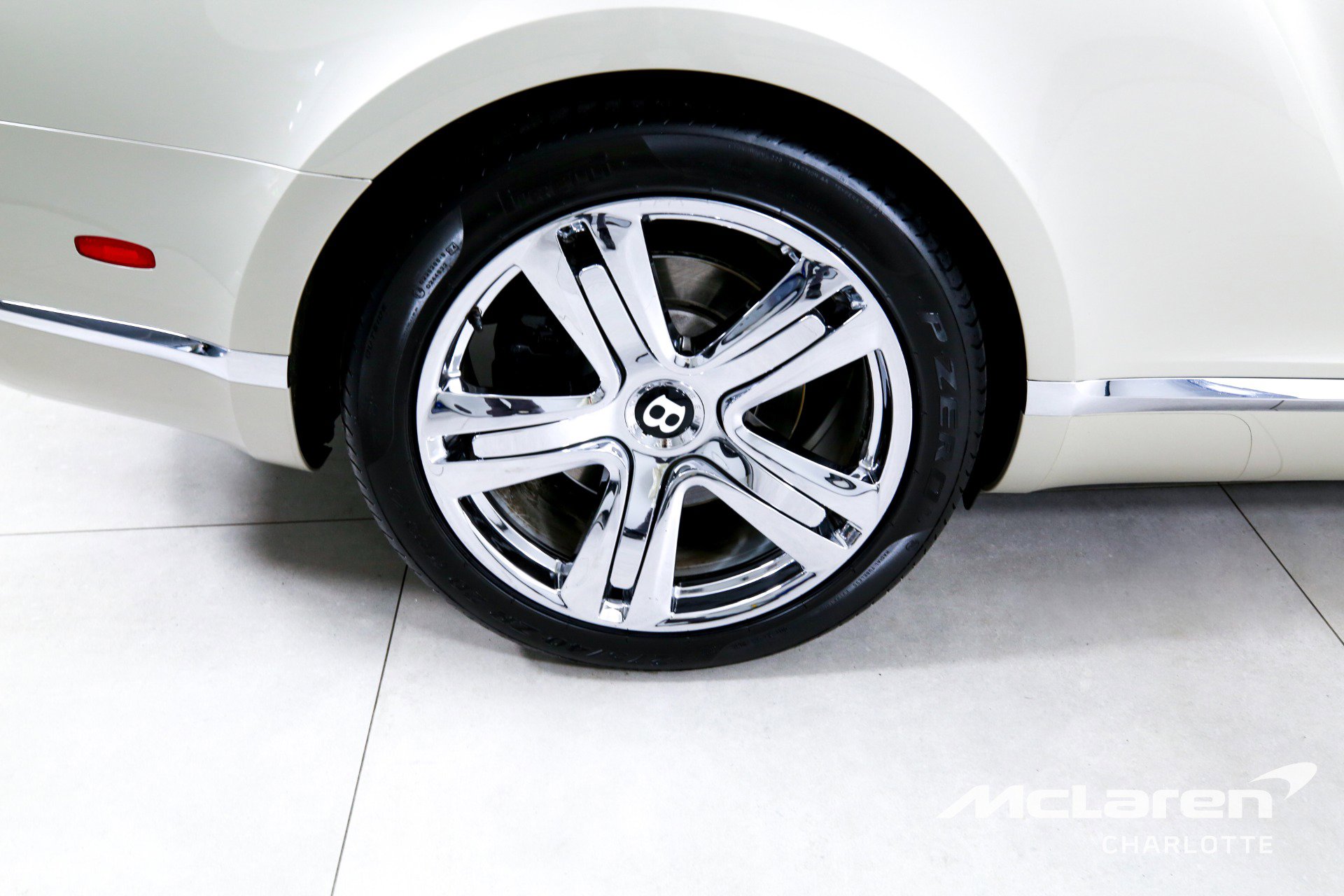 Used 2013 Bentley Continental GT AWD/4WD image 26