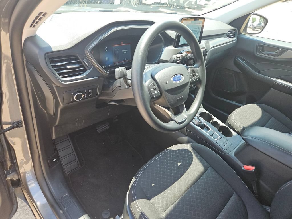 Used 2025 Ford Escape Active AWD/4WD image 15