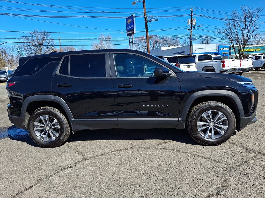 Used 2026 Chevrolet Equinox LT w/ Convenience Package II image 8