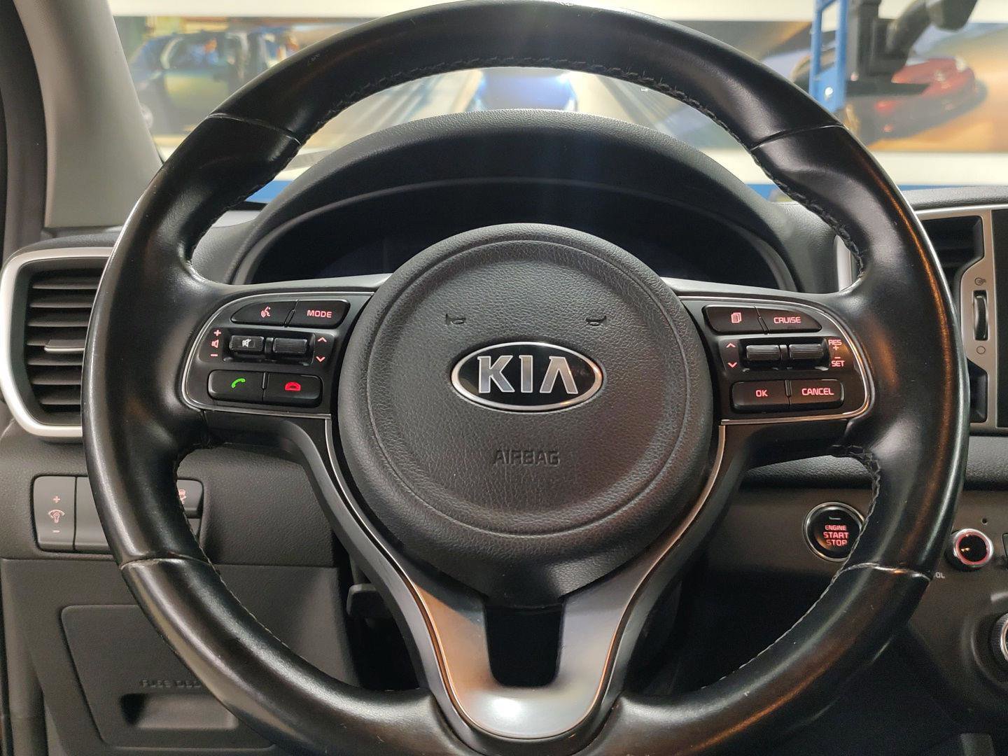 Used 2017 Kia Sportage EX image 15