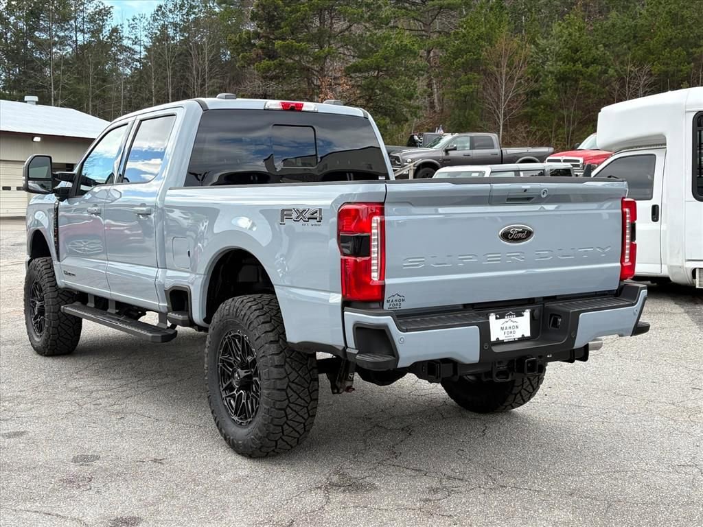 New 2026 Ford F250 Lariat w/ Black Appearance Package image 5