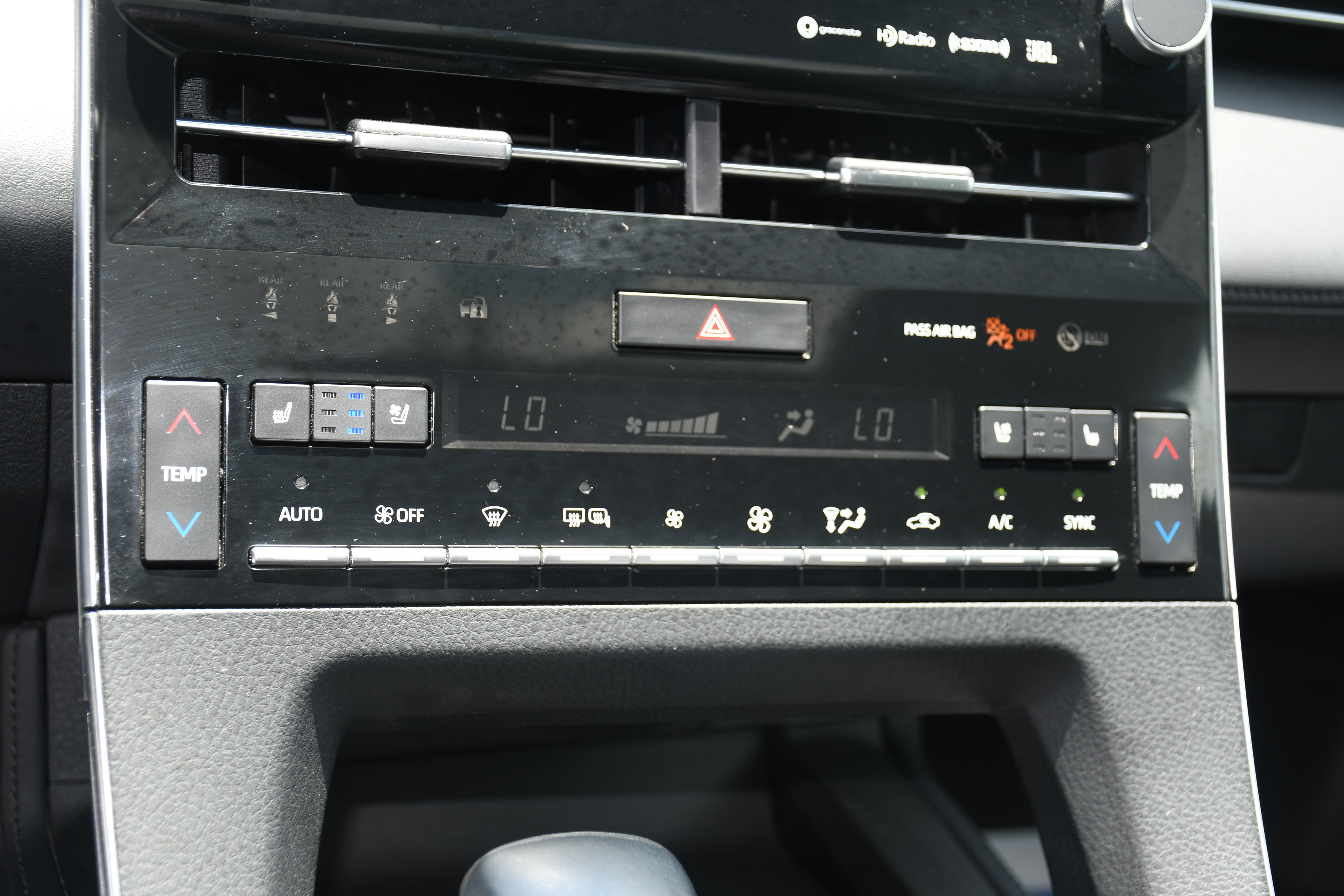 Used 2019 Toyota Avalon Touring w/ Advanced Safety Package FWD image 16