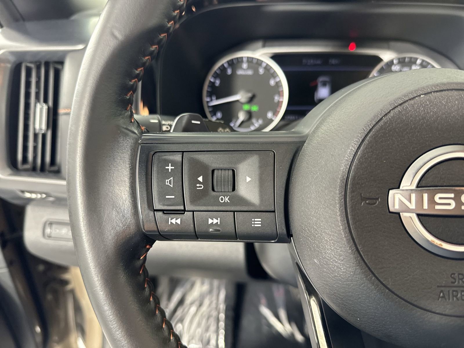 Certified 2024 Nissan Pathfinder Rock Creek image 13