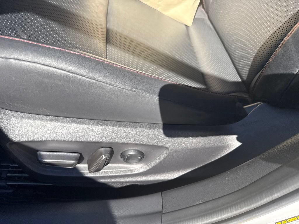 Used 2023 Toyota Prius Prime Premium w/ Advanced Technology Package FWD image 14