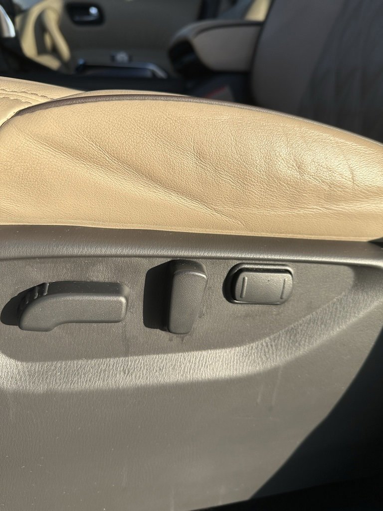 Used 2022 Nissan Armada Platinum w/ Captain's Chairs Package image 14