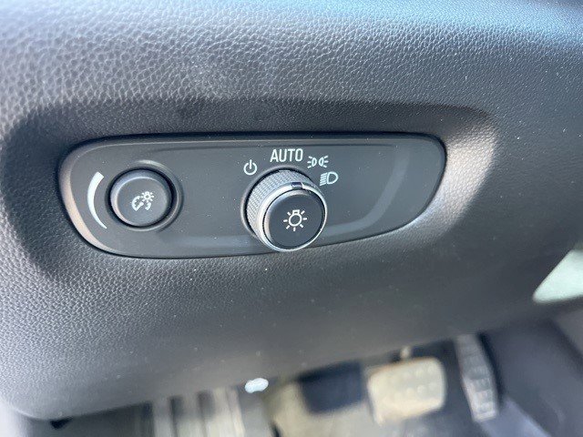 Certified 2023 Chevrolet Traverse Premier w/ LPO, Floor Liner Package image 16