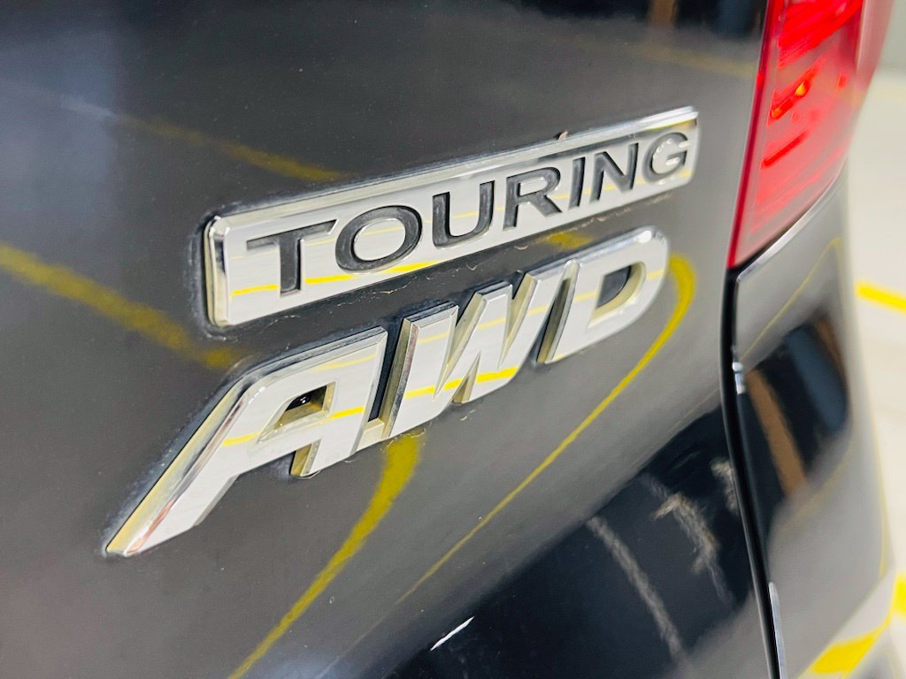 Used 2017 Honda Pilot Touring image 22