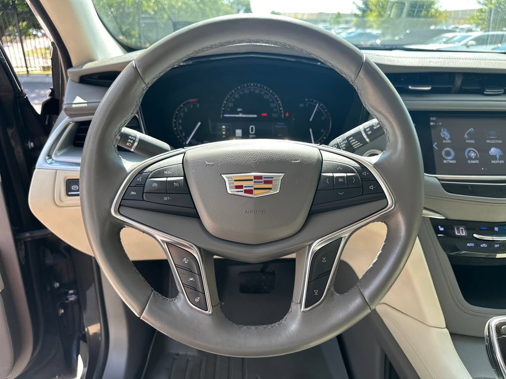 Used 2019 Cadillac XT5 Luxury FWD image 21