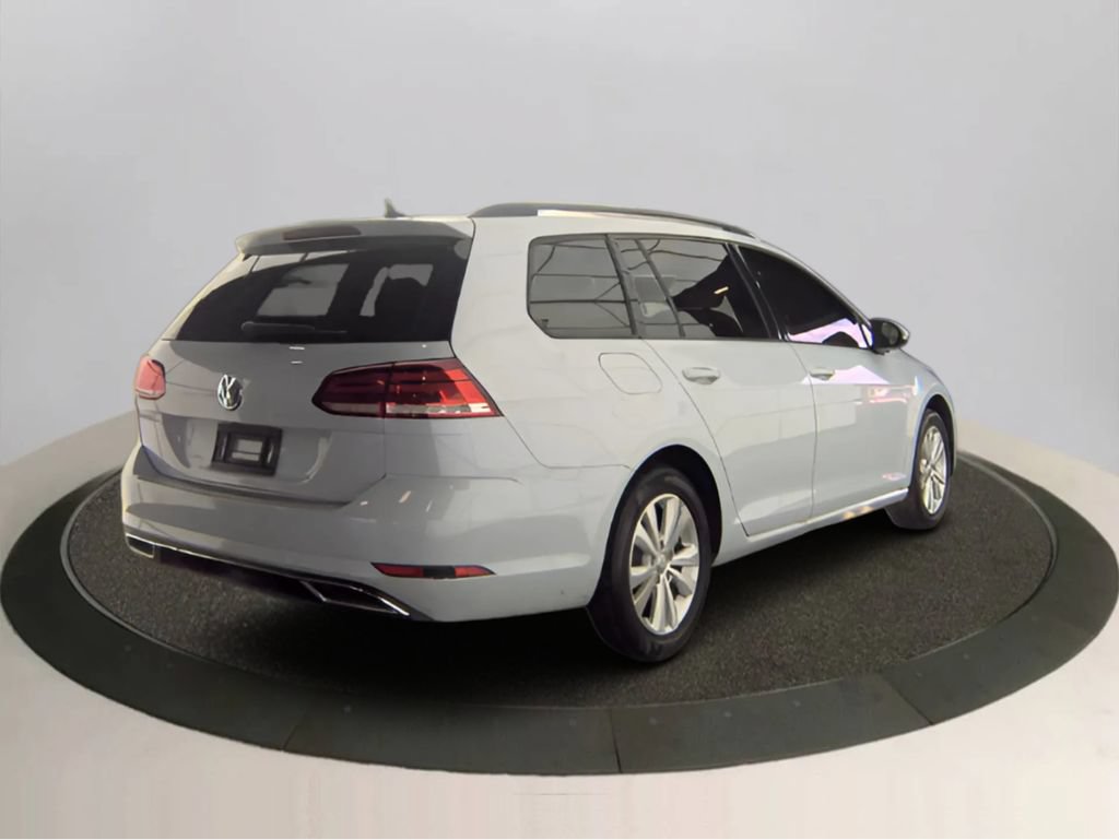 Used 2019 Volkswagen Golf S AWD/4WD image 2