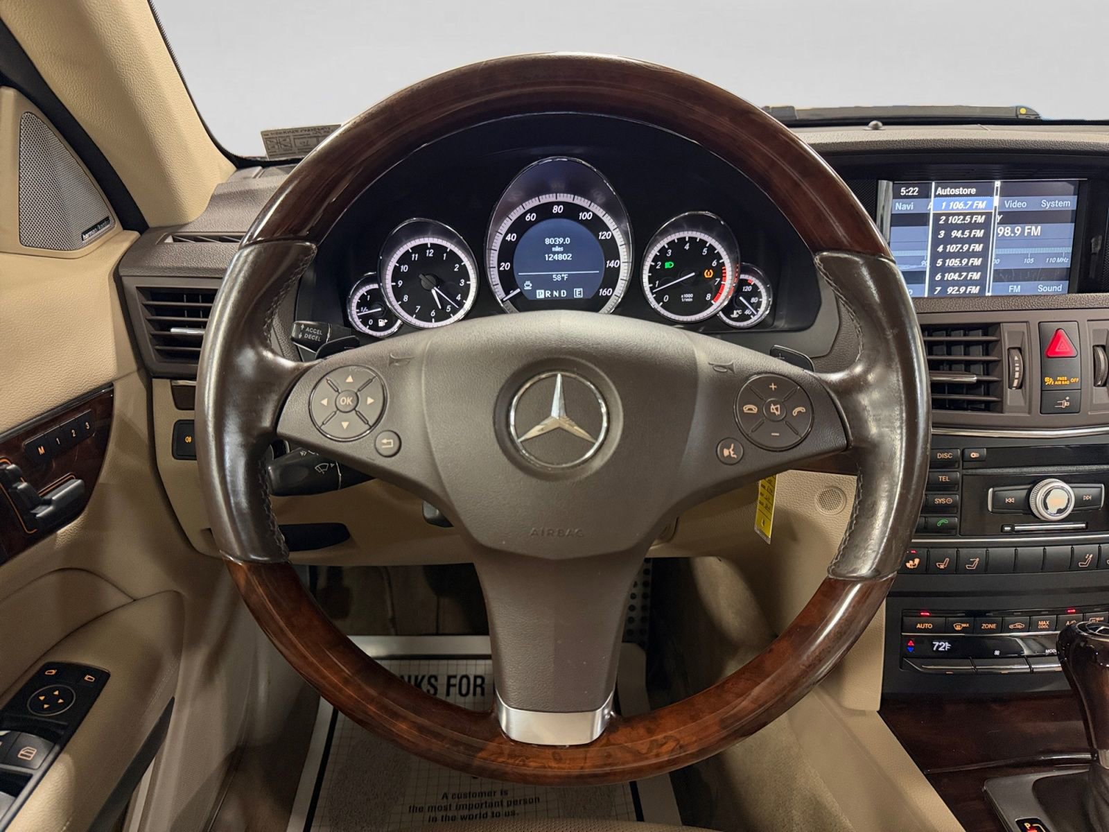 Used 2011 Mercedes-Benz E 350 Cabriolet image 19