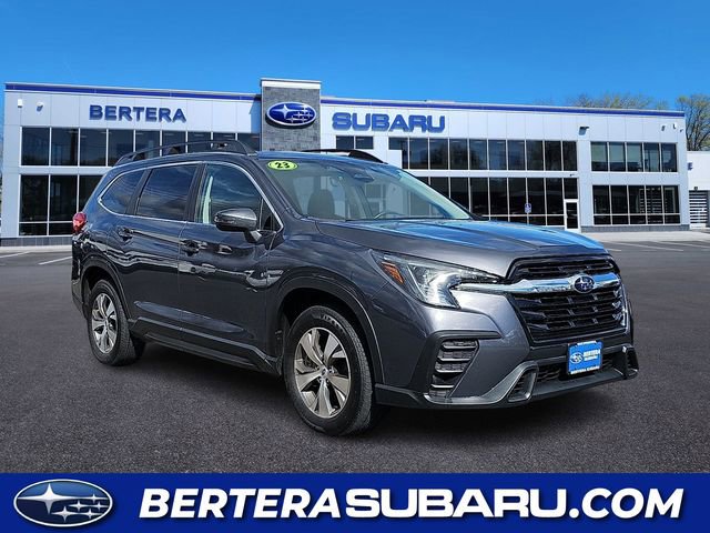 Used 2023 Subaru Ascent Premium w/ Convenience Package image 1