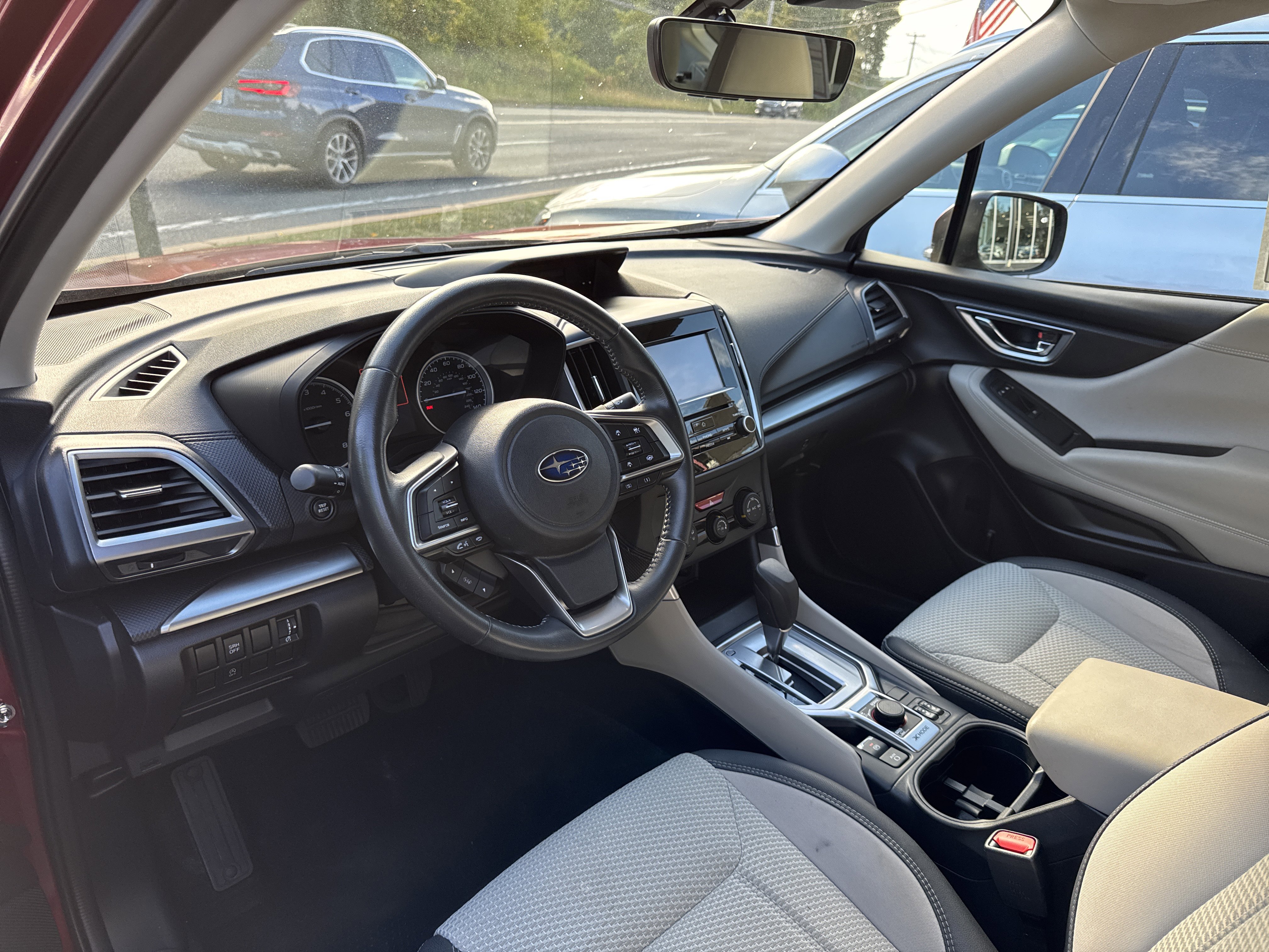 Used 2023 Subaru Forester Premium image 9