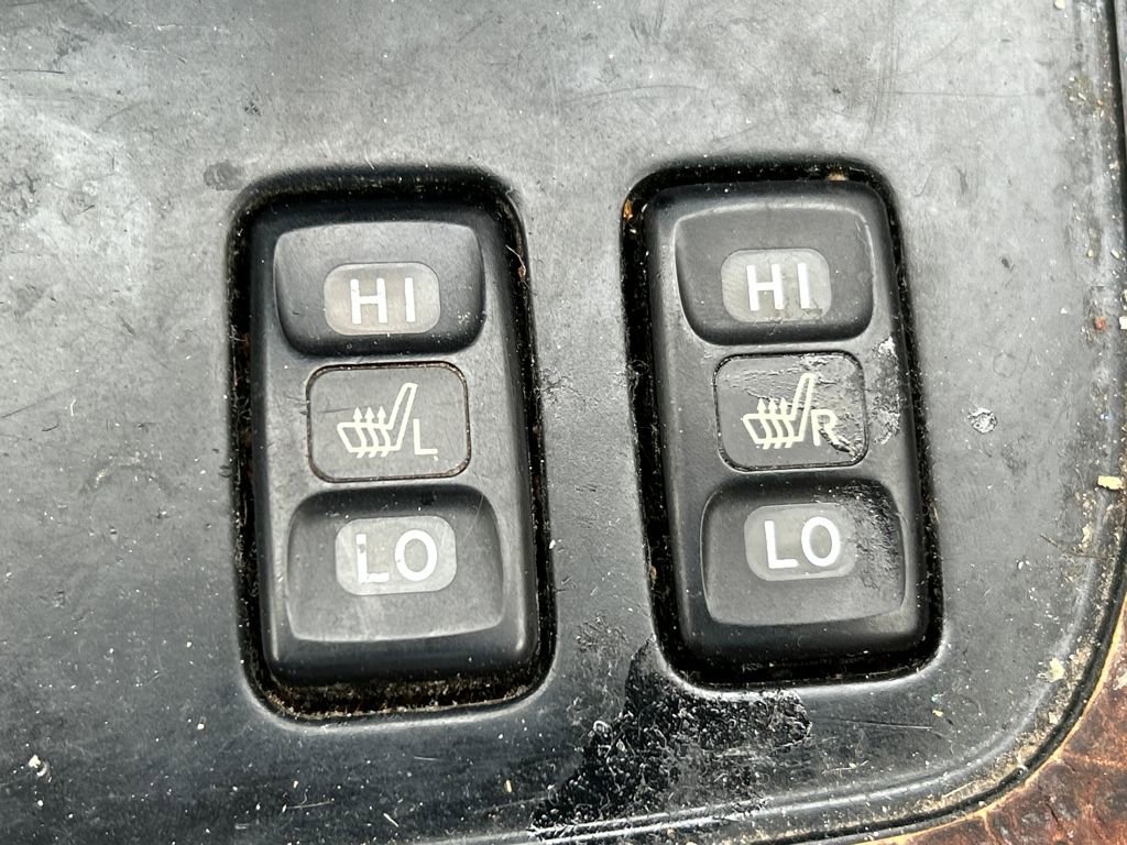 Used 2000 Toyota Land Cruiser image 16