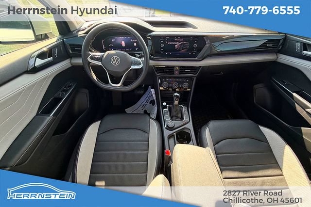 Used 2024 Volkswagen Taos SEL AWD/4WD image 10
