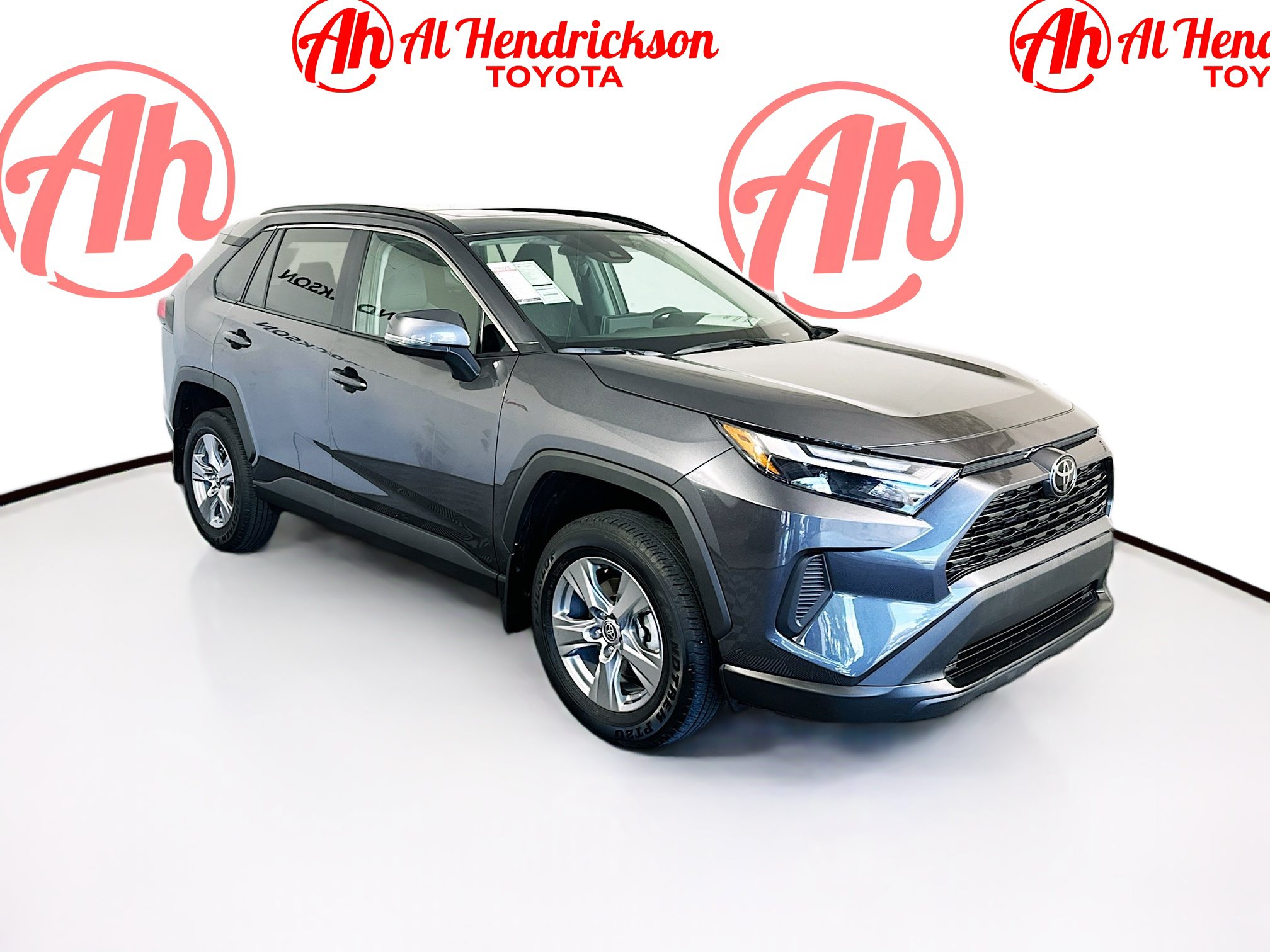 Used 2024 Toyota RAV4 XLE w/ Convenience Package FWD image 1