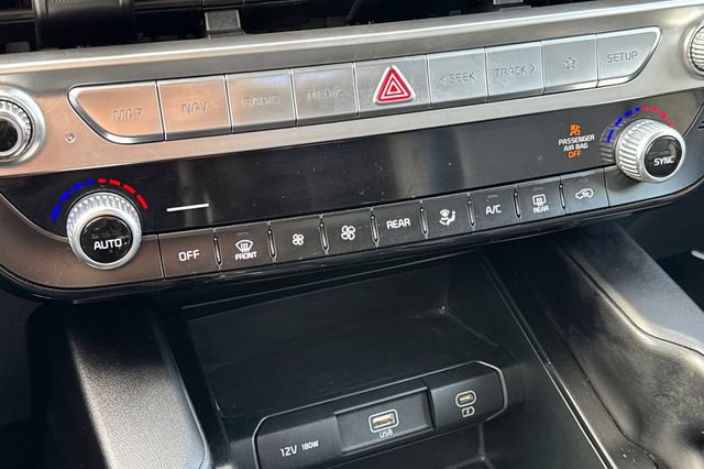 Used 2024 Kia Telluride LX image 29