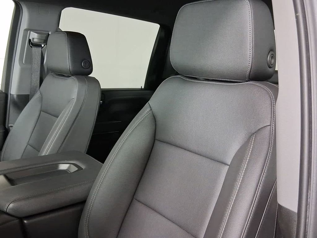Used 2023 Chevrolet Silverado 2500 LTZ image 7
