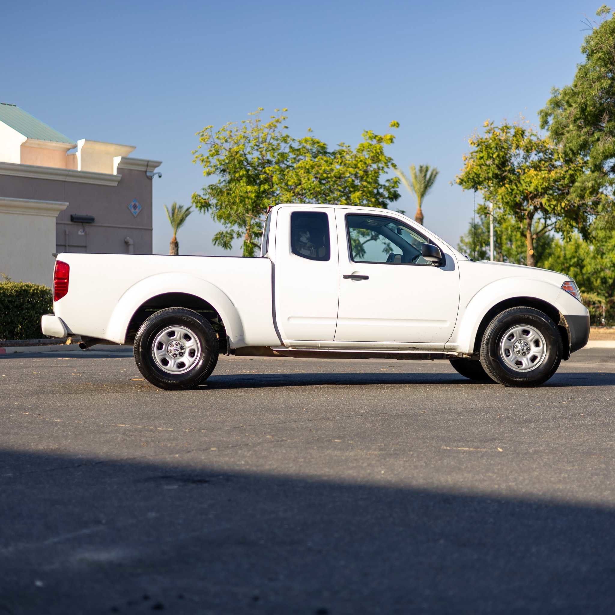 Used 2021 Nissan Frontier S image 8
