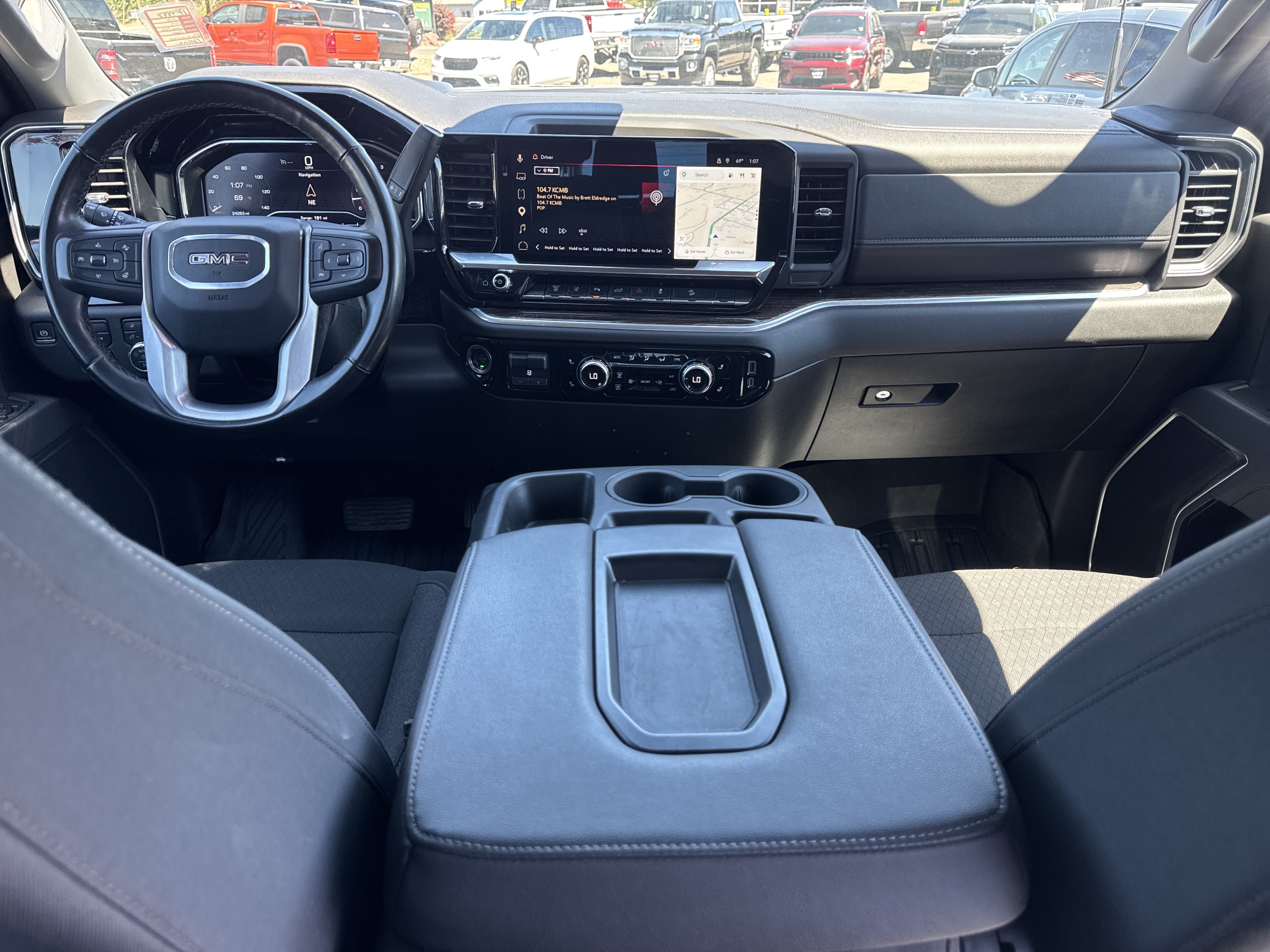 Used 2025 GMC Sierra 3500 SLE AWD/4WD image 26