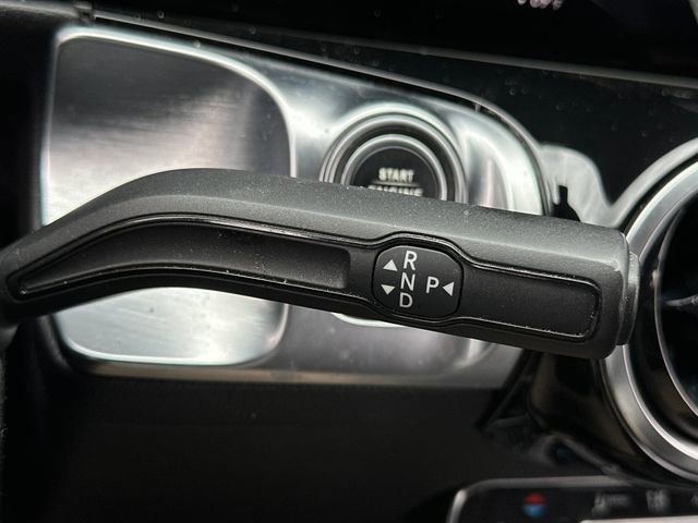 Used 2020 Mercedes-Benz GLB 250 4MATIC image 23