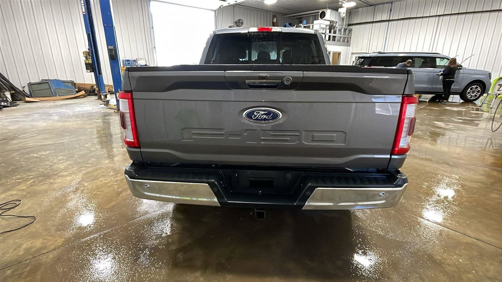 Used 2023 Ford F150 Lariat w/ Equipment Group 502A High image 6