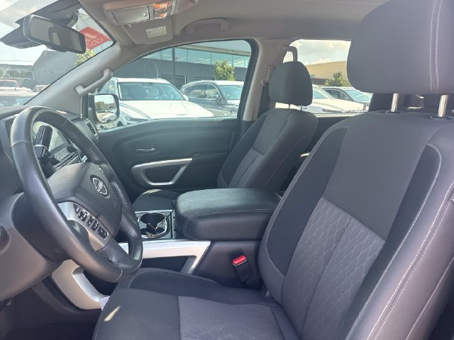 Certified 2024 Nissan Titan SV w/ SV Convenience Package RWD image 14