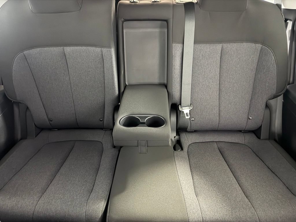Used 2025 Hyundai Ioniq 5 SE RWD image 18
