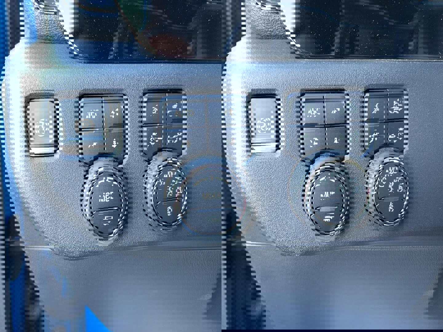 Used 2022 Chevrolet Silverado 1500 ZR2 image 22