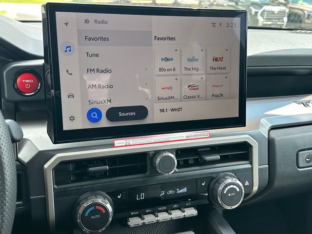 Used 2025 Toyota Tacoma TRD Off-Road AWD/4WD image 24