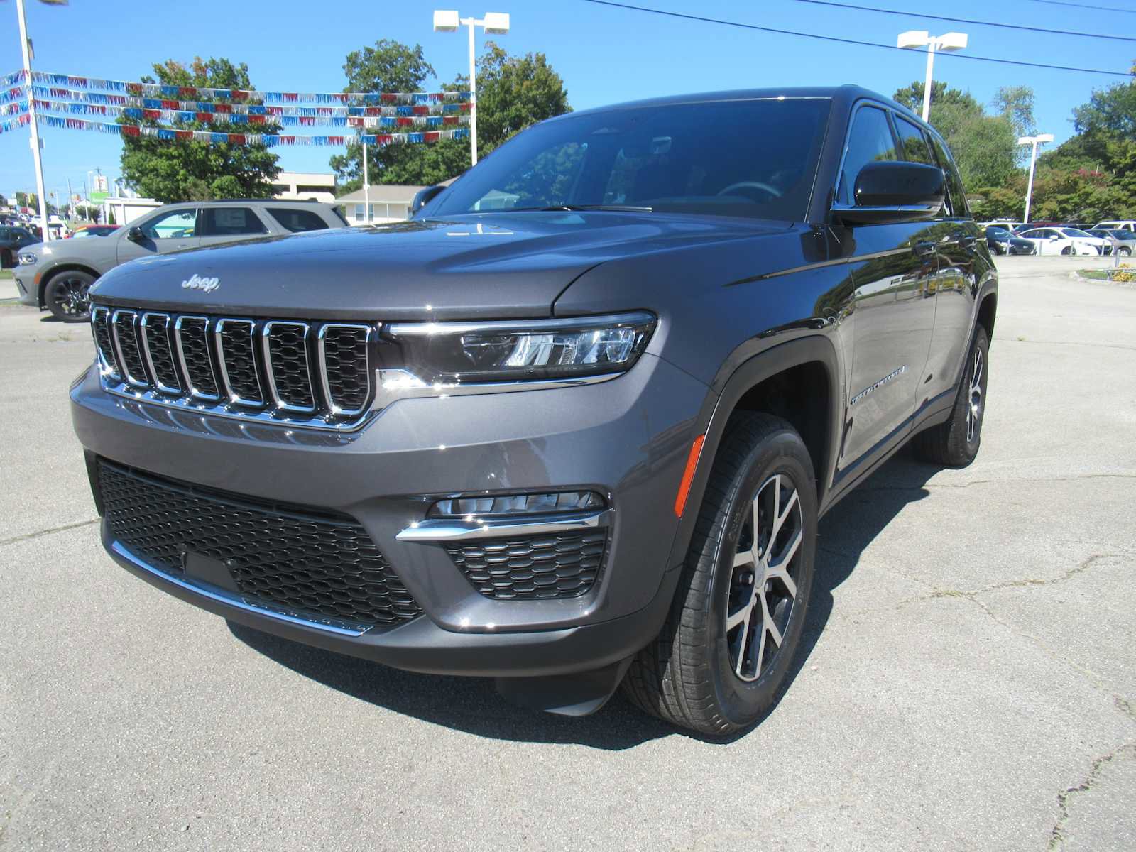 New 2025 Jeep Grand Cherokee Limited w/ Trailer Tow Package image 1