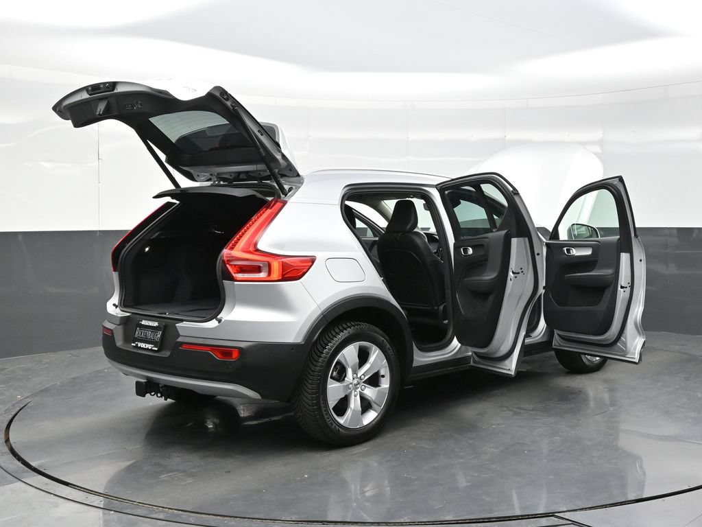 Used 2019 Volvo XC40 T5 Momentum AWD/4WD image 44