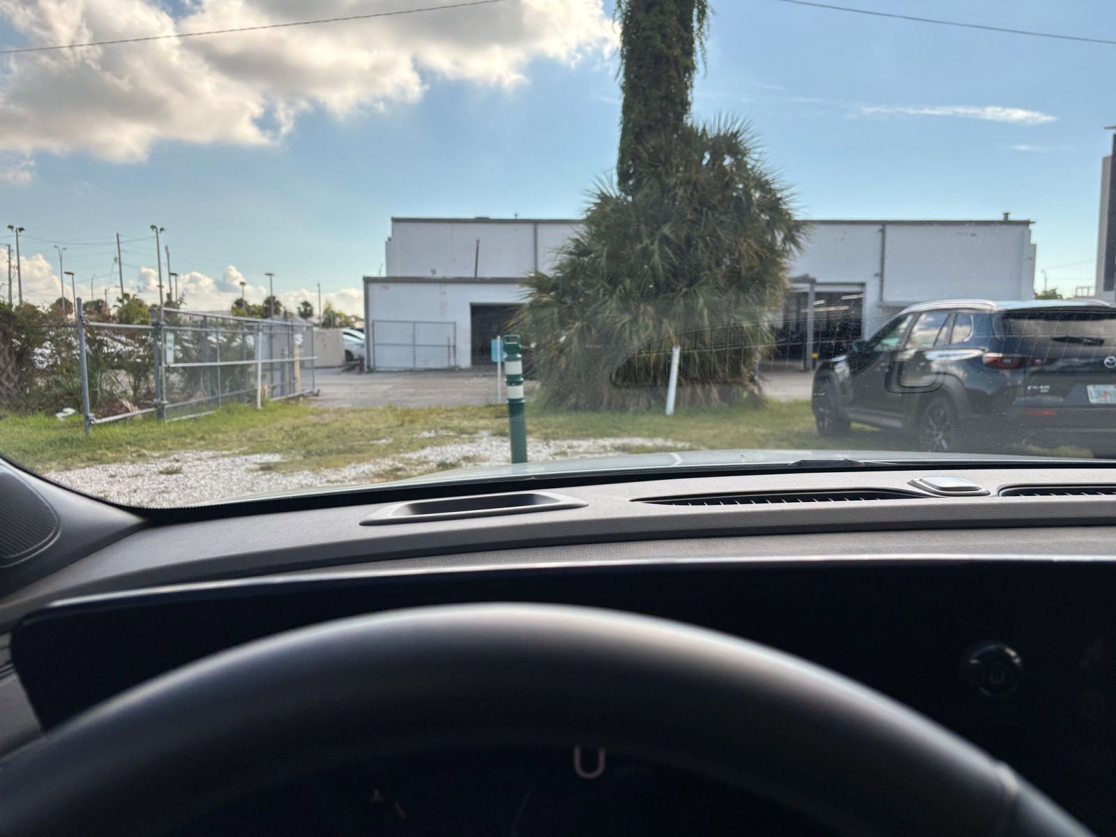 Used 2025 Buick Envista Sport Touring image 34