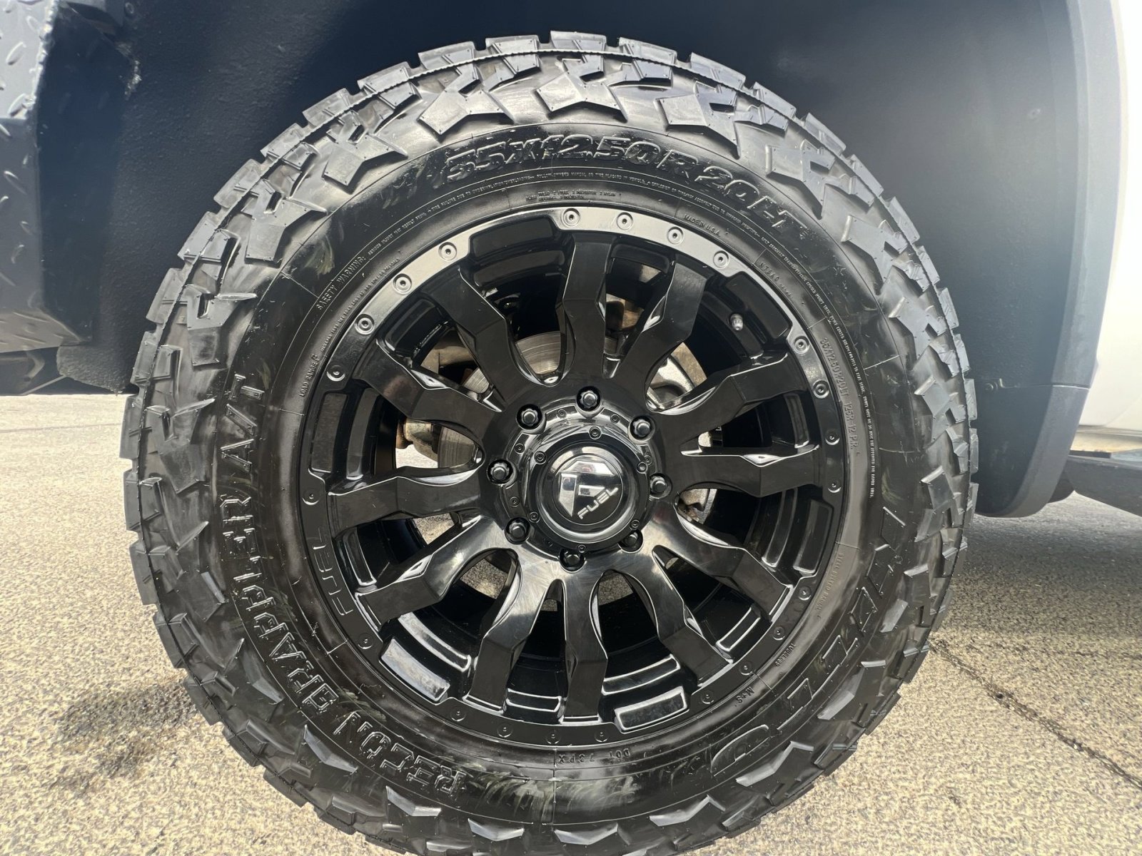 Used 2023 Chevrolet Silverado 2500 Custom w/ Custom Value Package image 12