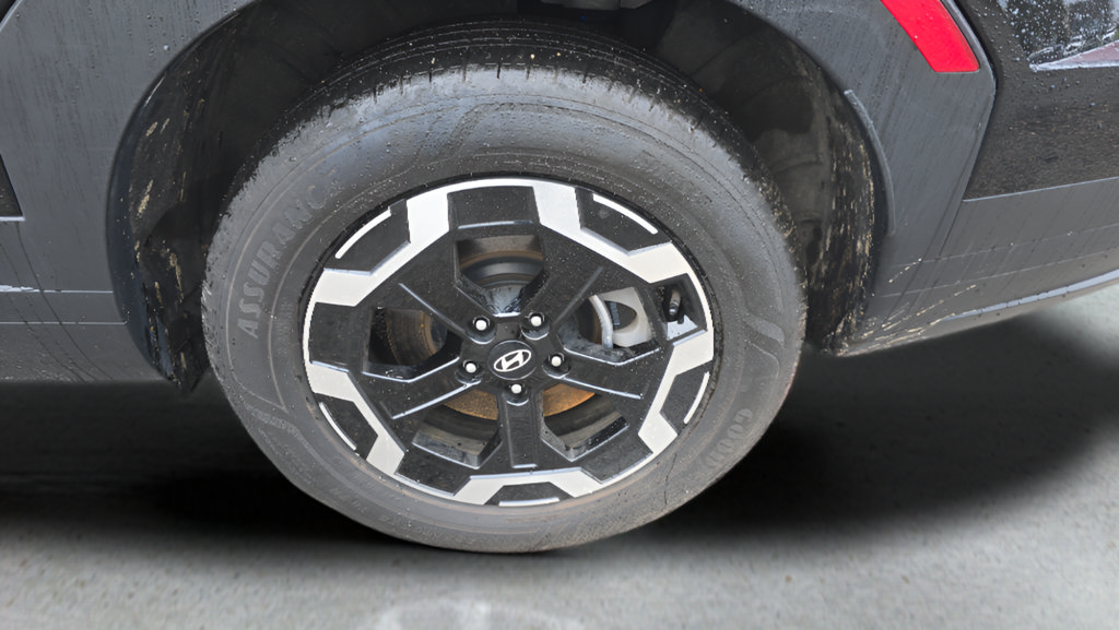 Certified 2026 Hyundai Santa Fe SE AWD/4WD image 32