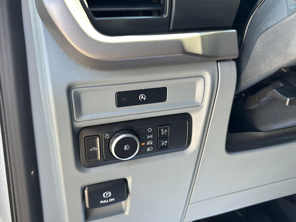 Used 2025 Ford F150 XLT w/ Equipment Group 301A Standard AWD/4WD image 27