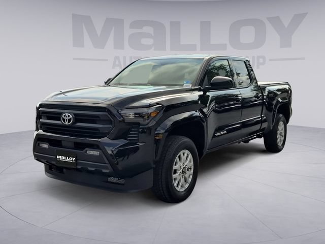 Used 2025 Toyota Tacoma SR5 AWD/4WD image 1